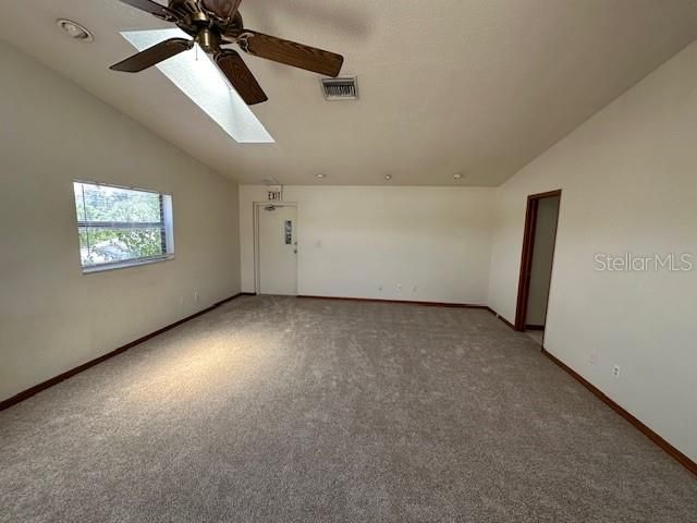 For Rent: $2,250 (3 beds, 2 baths, 1350 Square Feet)