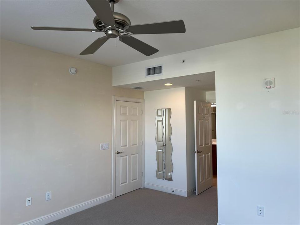 For Rent: $2,850 (2 beds, 2 baths, 1323 Square Feet)