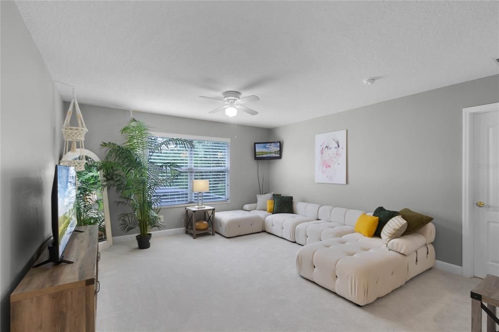 Spacious Living area upstairs