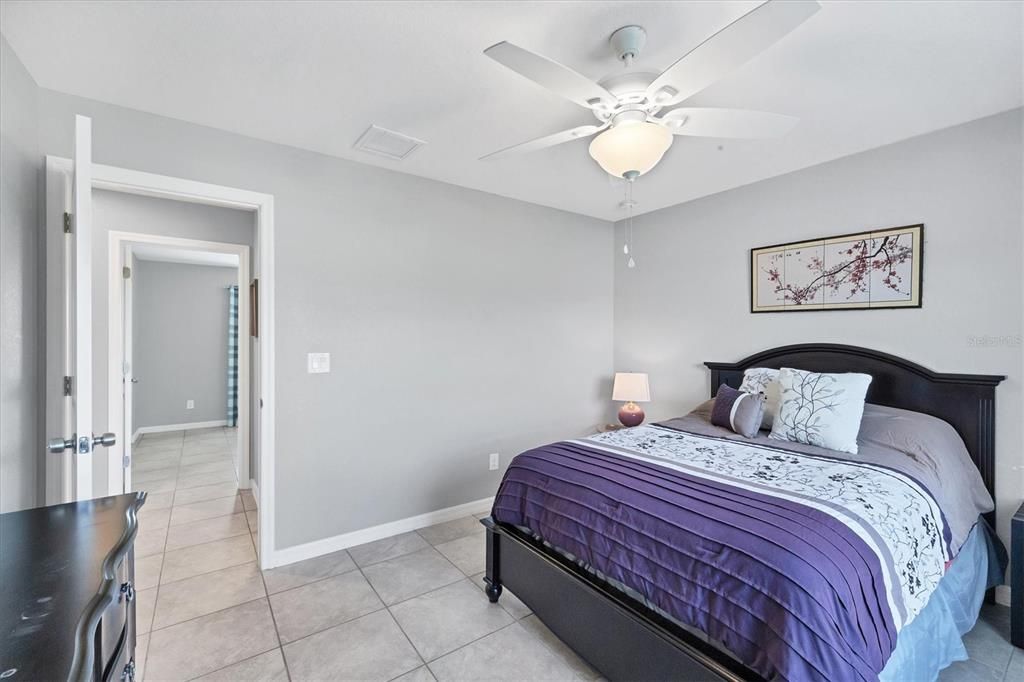 For Sale: $375,000 (3 beds, 2 baths, 1640 Square Feet)