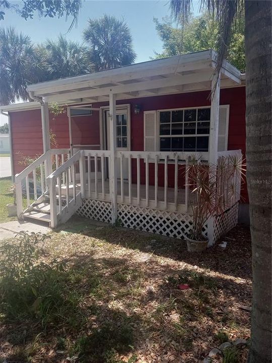 For Sale: $140,000 (2 beds, 1 baths, 1176 Square Feet)