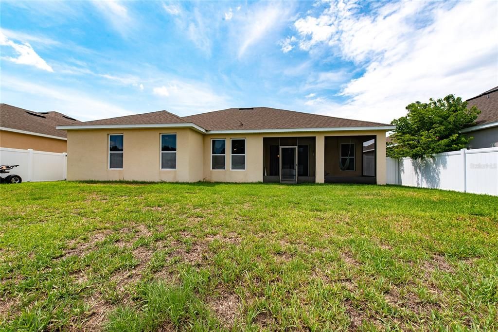 For Sale: $405,000 (3 beds, 2 baths, 2037 Square Feet)