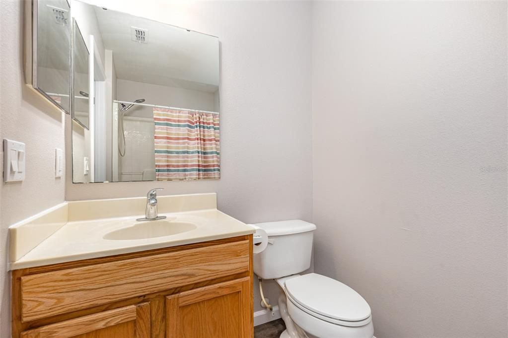 For Sale: $349,900 (3 beds, 2 baths, 1638 Square Feet)