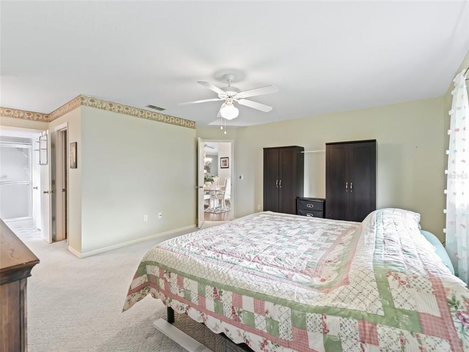 For Sale: $289,000 (2 beds, 2 baths, 1678 Square Feet)