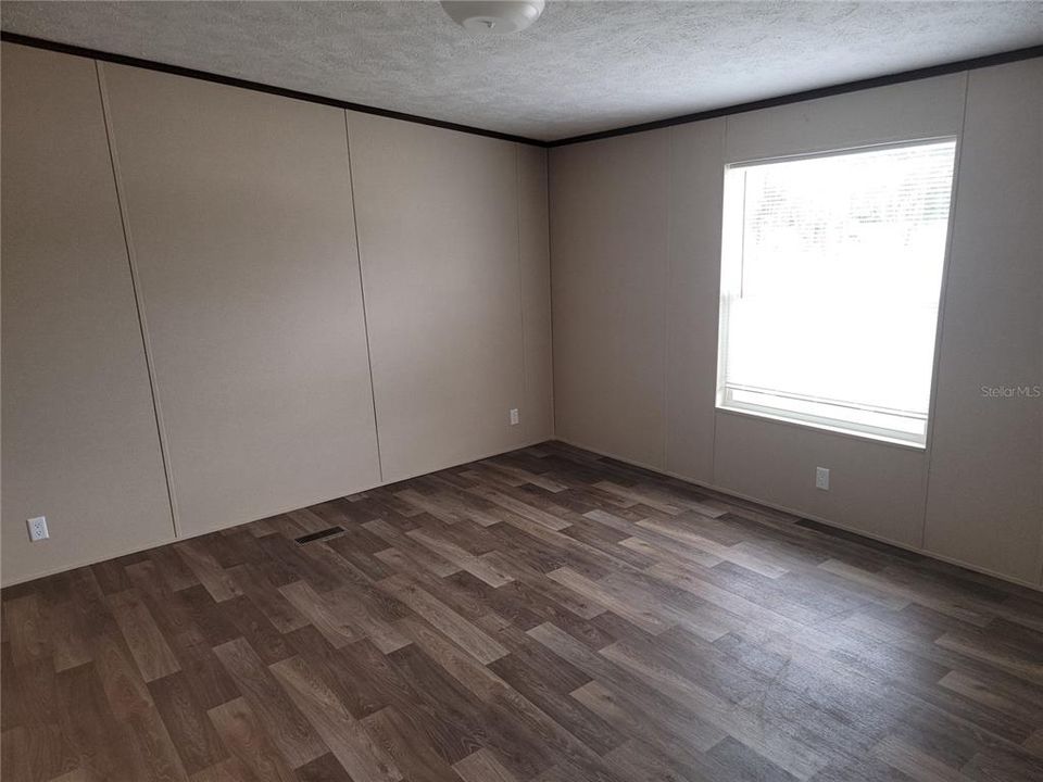 For Rent: $1,700 (3 beds, 2 baths, 1344 Square Feet)