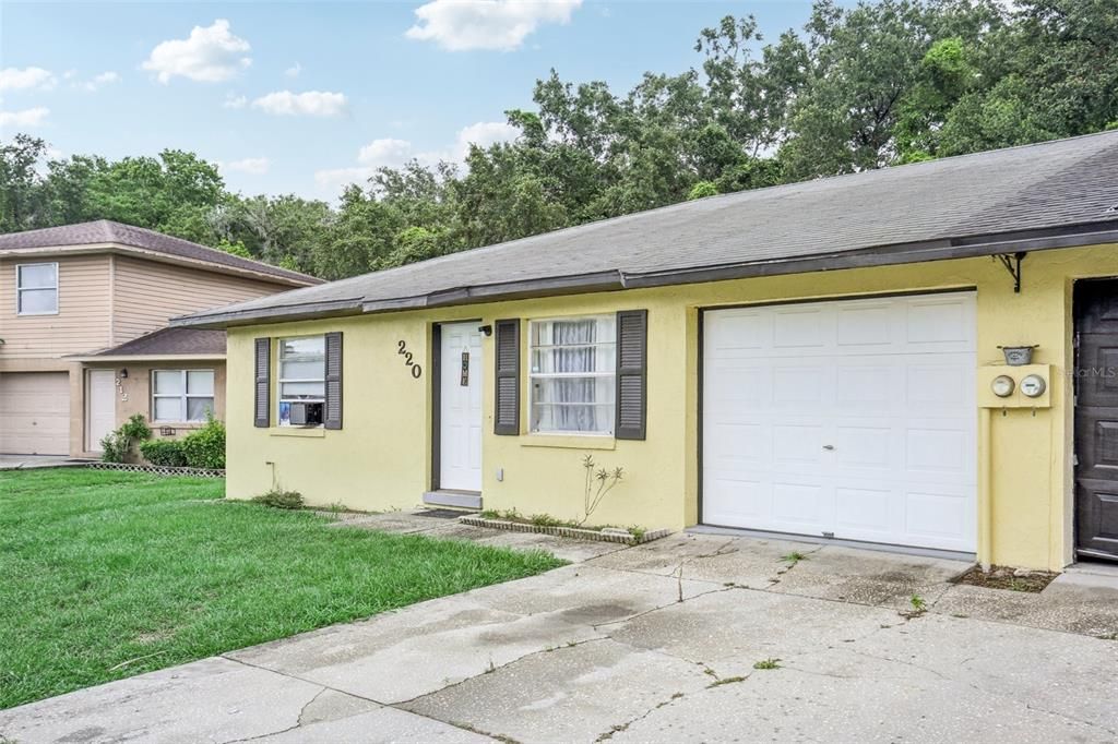For Sale: $239,000 (3 beds, 2 baths, 1050 Square Feet)