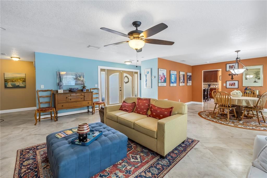 Active With Contract: $595,000 (3 beds, 2 baths, 2000 Square Feet)