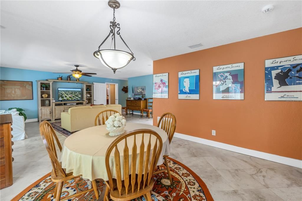 Active With Contract: $595,000 (3 beds, 2 baths, 2000 Square Feet)