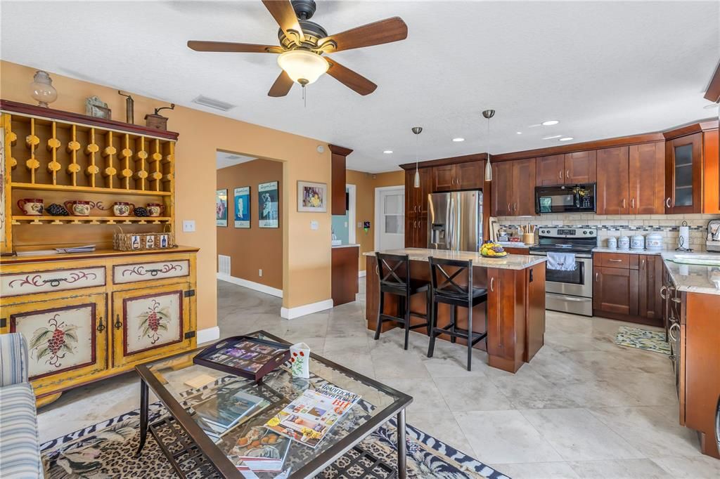Active With Contract: $595,000 (3 beds, 2 baths, 2000 Square Feet)