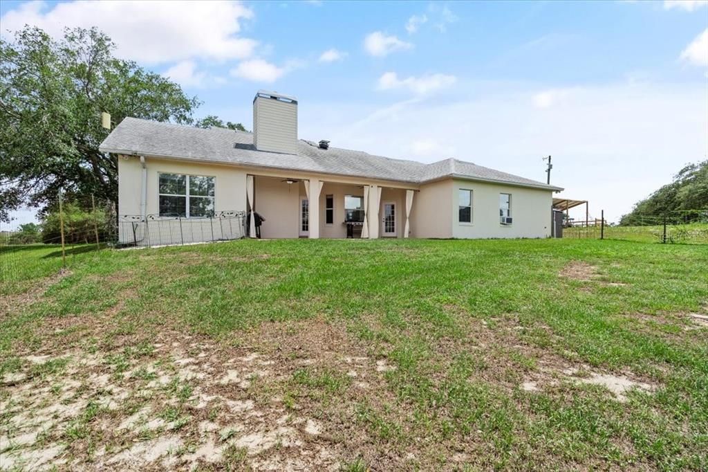 For Sale: $450,000 (3 beds, 2 baths, 1666 Square Feet)