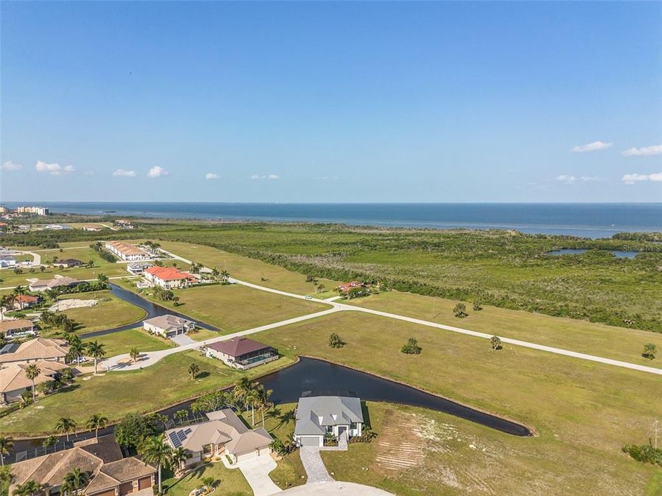 For Sale: $669,000 (3 beds, 2 baths, 1961 Square Feet)