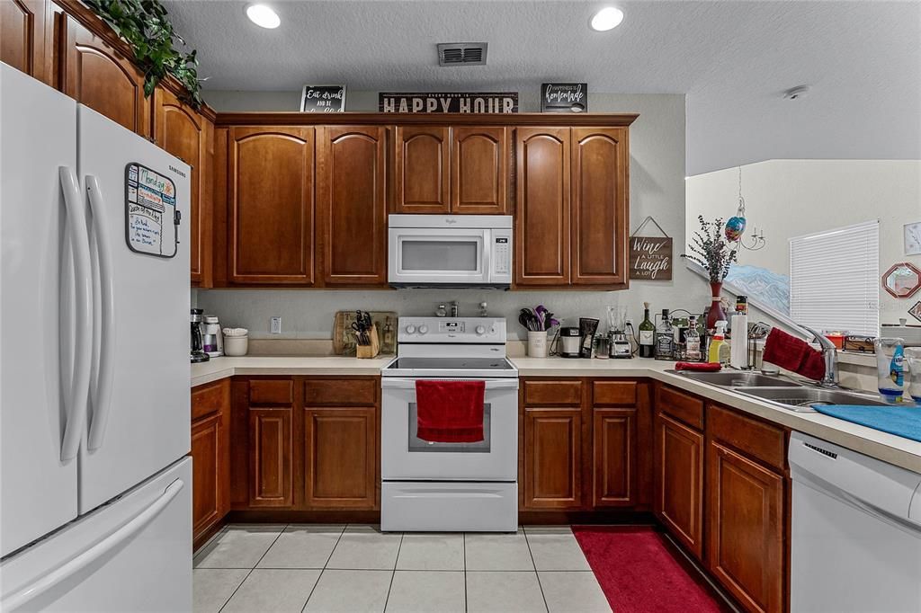 Ample counter and cabinet space.