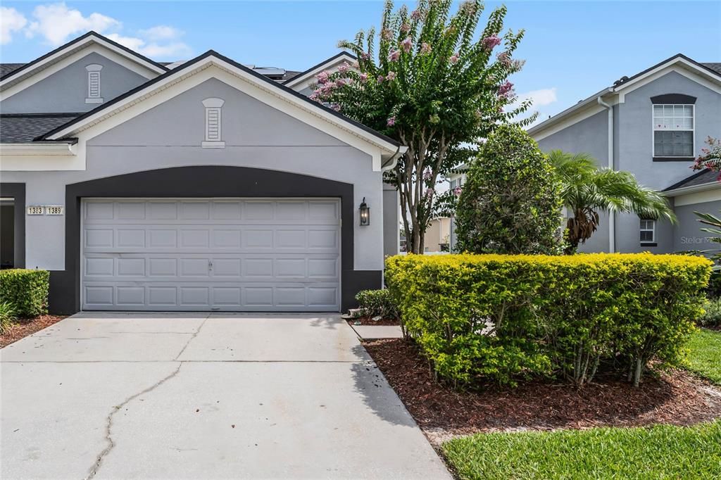 Welcome to your spacious townhouse retreat in East Orlando's desirable Avalon Park community!