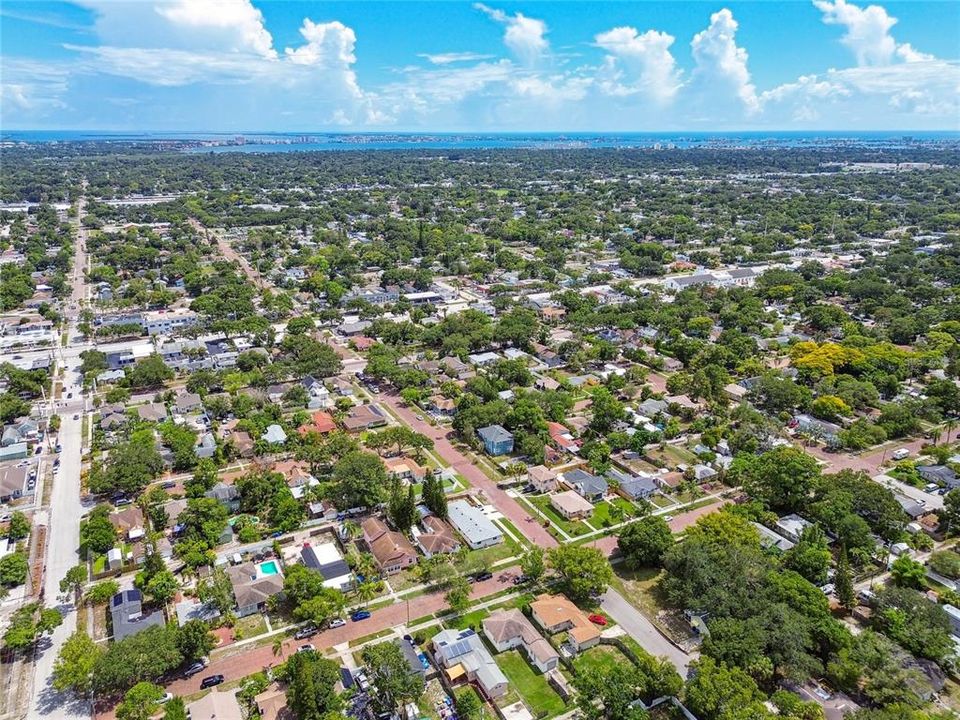 For Sale: $550,000 (3 beds, 2 baths, 1481 Square Feet)