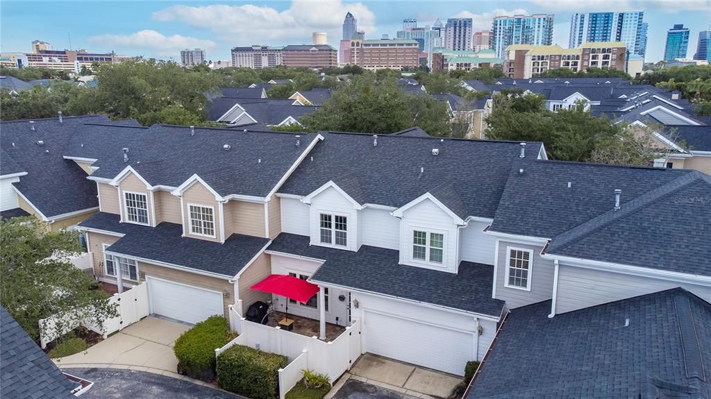 For Sale: $1,024,500 (3 beds, 2 baths, 2515 Square Feet)