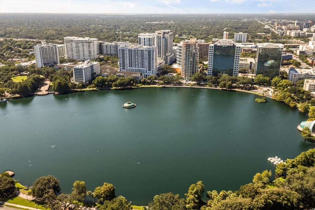 For Sale: $445,000 (2 beds, 2 baths, 1317 Square Feet)