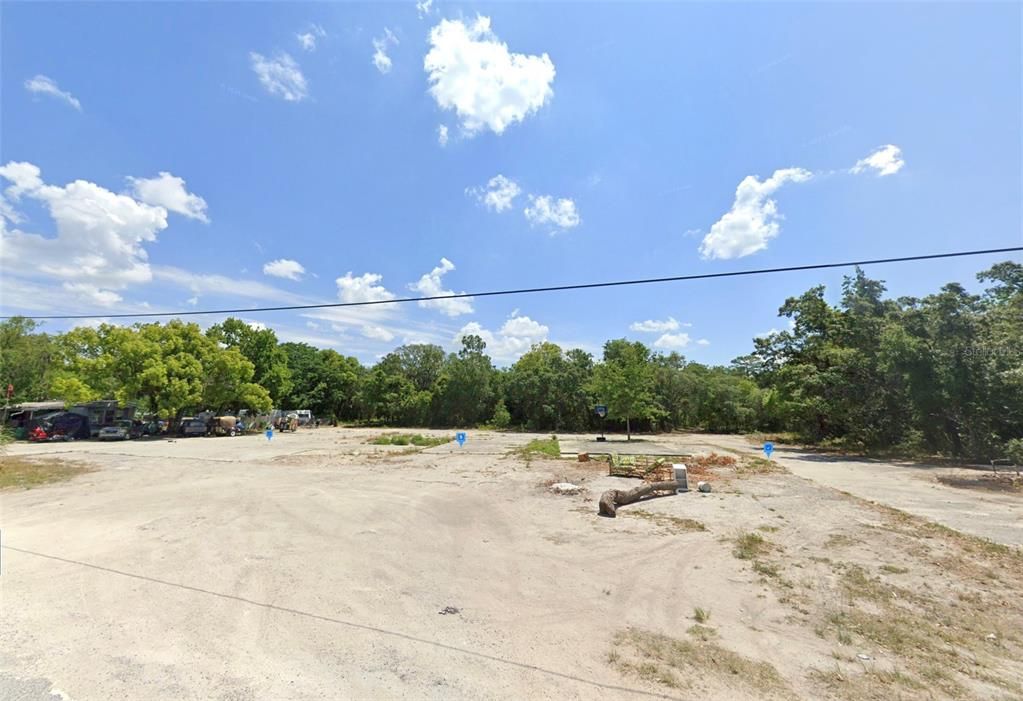 En Venta: $44,999 (0.75 acres)