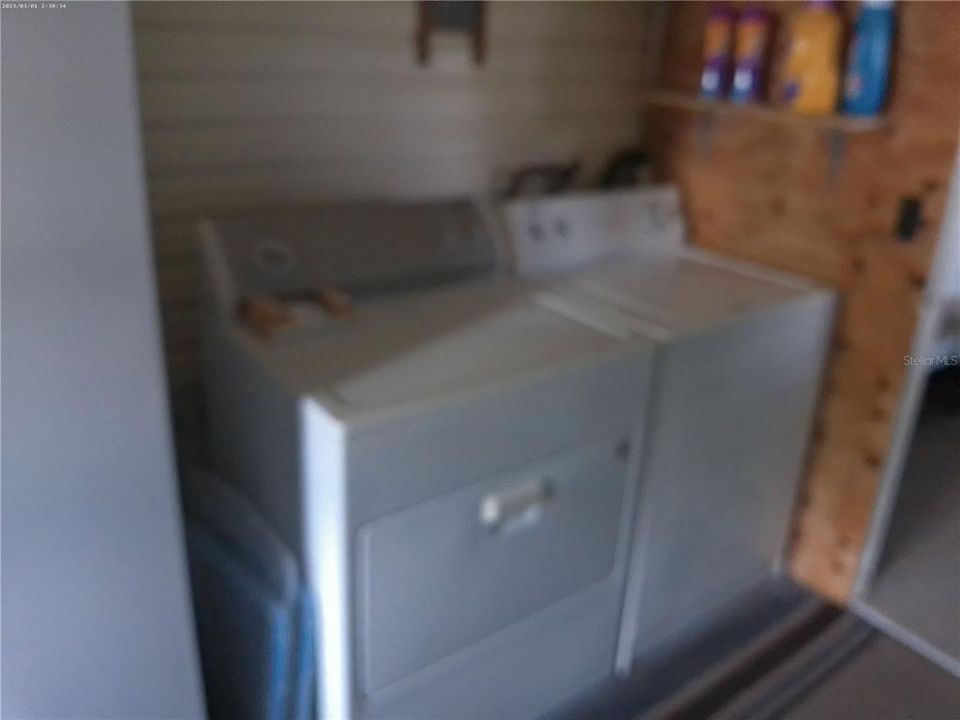 Enclosed shop and laundry room