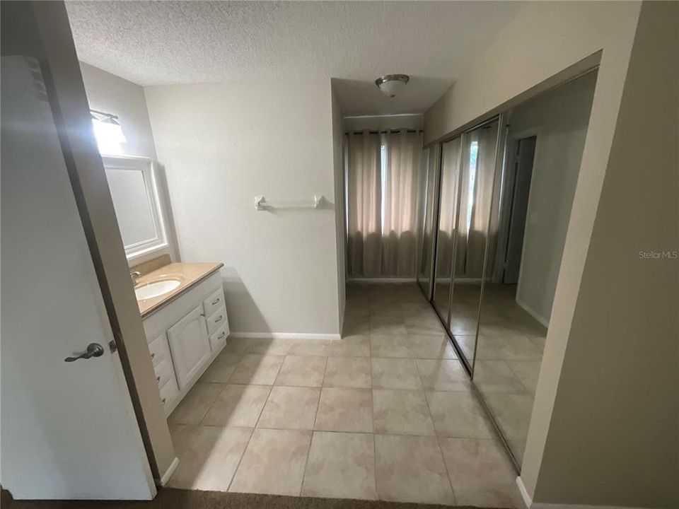 For Rent: $1,575 (2 beds, 2 baths, 1290 Square Feet)