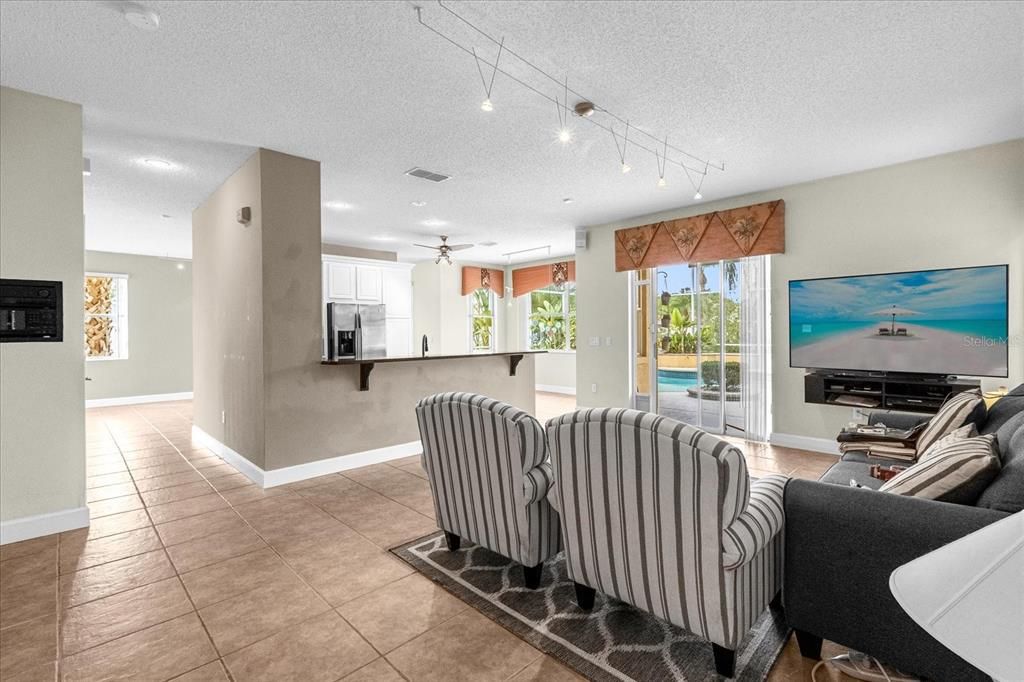 Active With Contract: $549,000 (4 beds, 3 baths, 3177 Square Feet)