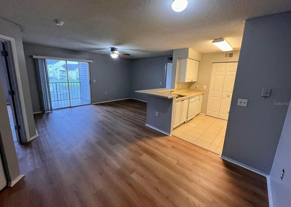 For Rent: $1,750 (2 beds, 2 baths, 1103 Square Feet)