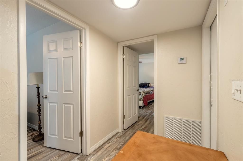For Sale: $269,900 (2 beds, 2 baths, 1064 Square Feet)