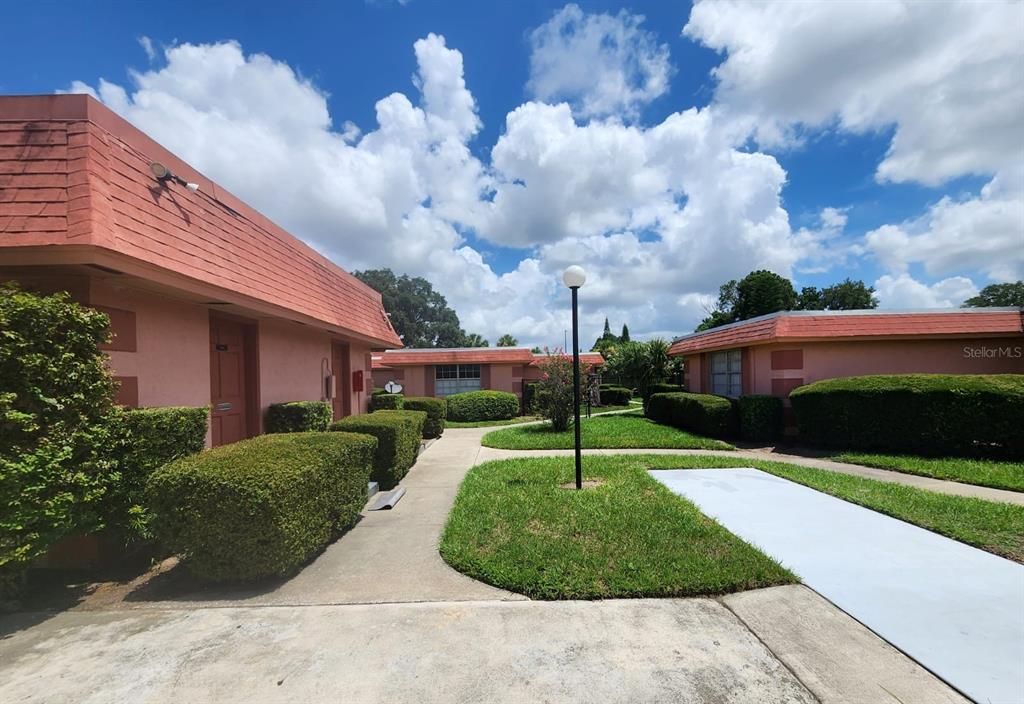 Active With Contract: $170,000 (3 beds, 2 baths, 1072 Square Feet)