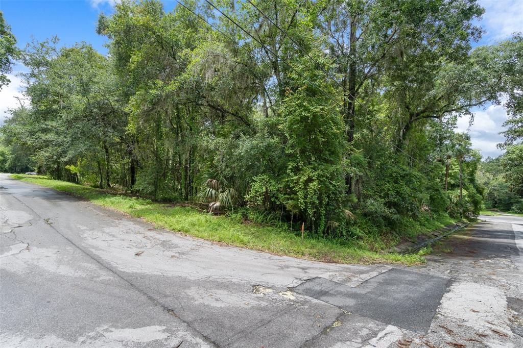 En Venta: $28,000 (0.25 acres)