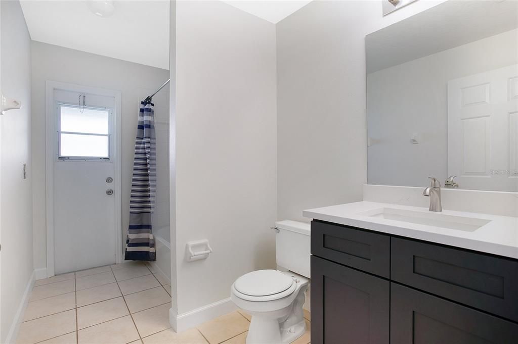 For Sale: $360,000 (3 beds, 2 baths, 1562 Square Feet)