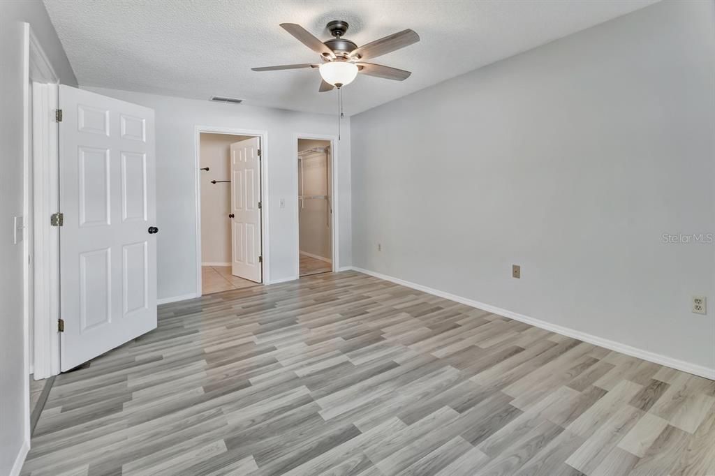 For Sale: $369,900 (3 beds, 2 baths, 1628 Square Feet)