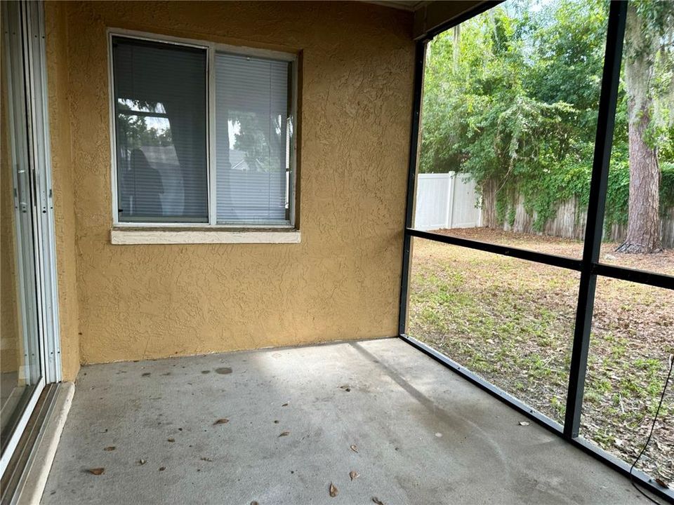 For Rent: $2,195 (3 beds, 2 baths, 1529 Square Feet)