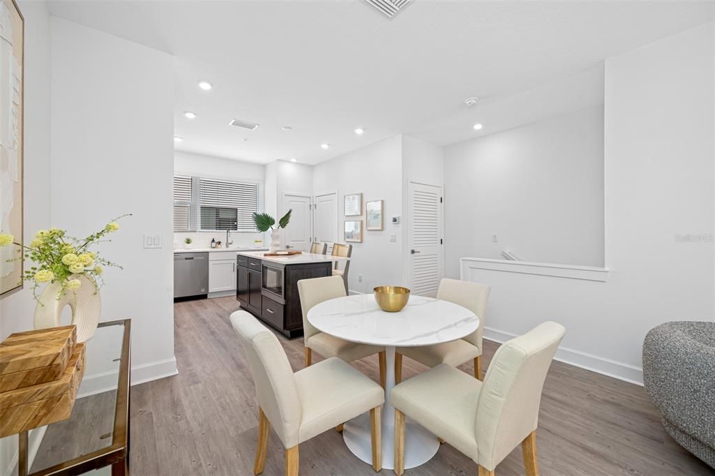 For Sale: $781,932 (2 beds, 2 baths, 1708 Square Feet)