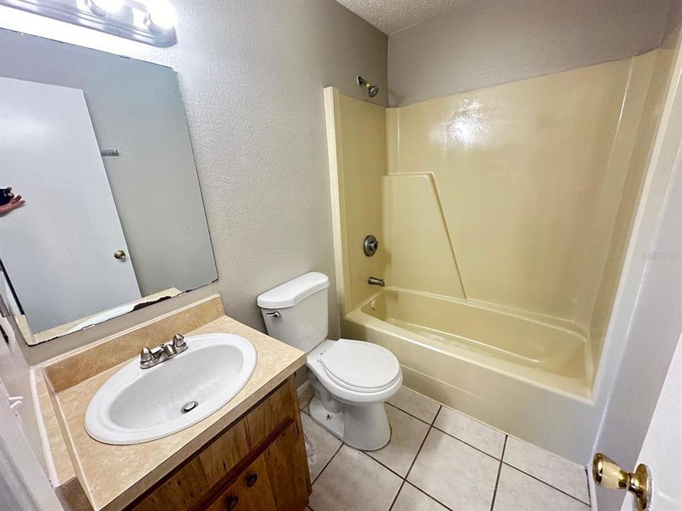 For Rent: $1,550 (2 beds, 2 baths, 918 Square Feet)