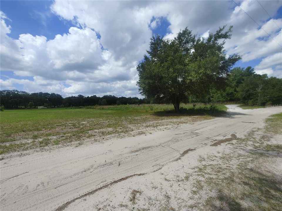 En Venta: $69,800 (3.75 acres)