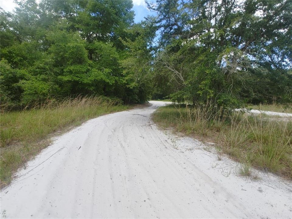 En Venta: $69,800 (3.75 acres)