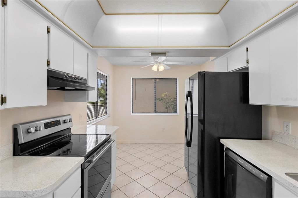 For Sale: $214,500 (2 beds, 2 baths, 1476 Square Feet)