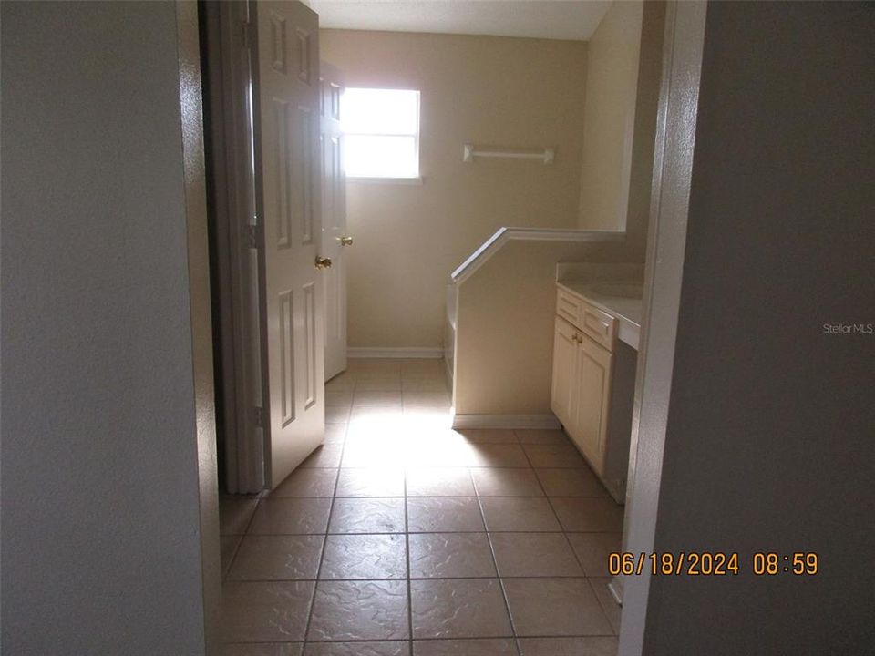 For Rent: $2,300 (3 beds, 2 baths, 1819 Square Feet)