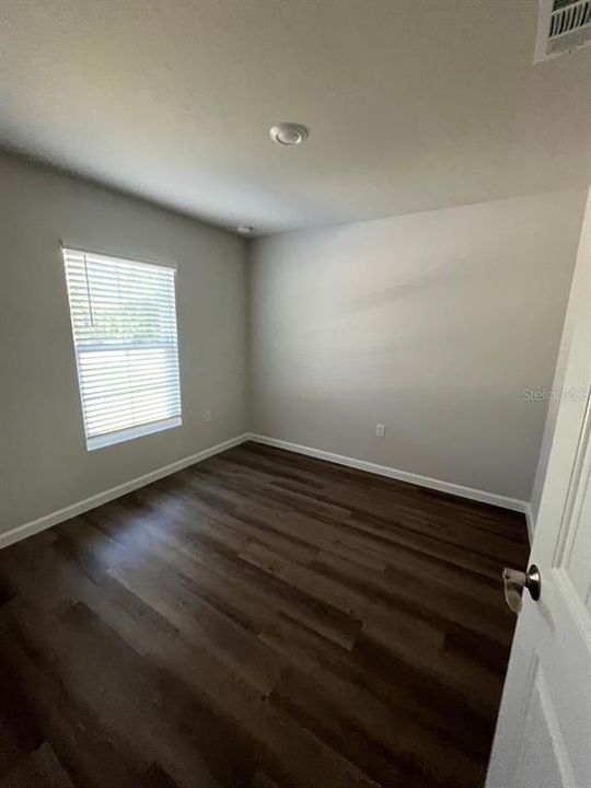 For Rent: $1,900 (4 beds, 2 baths, 1517 Square Feet)