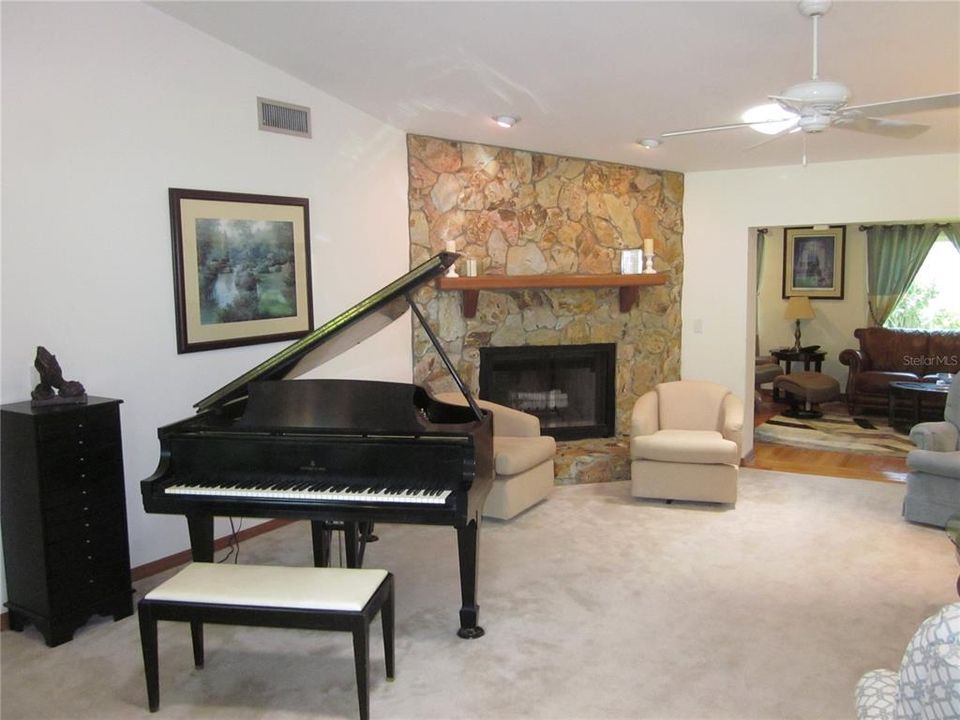 Spacious front Living Room with fireplace