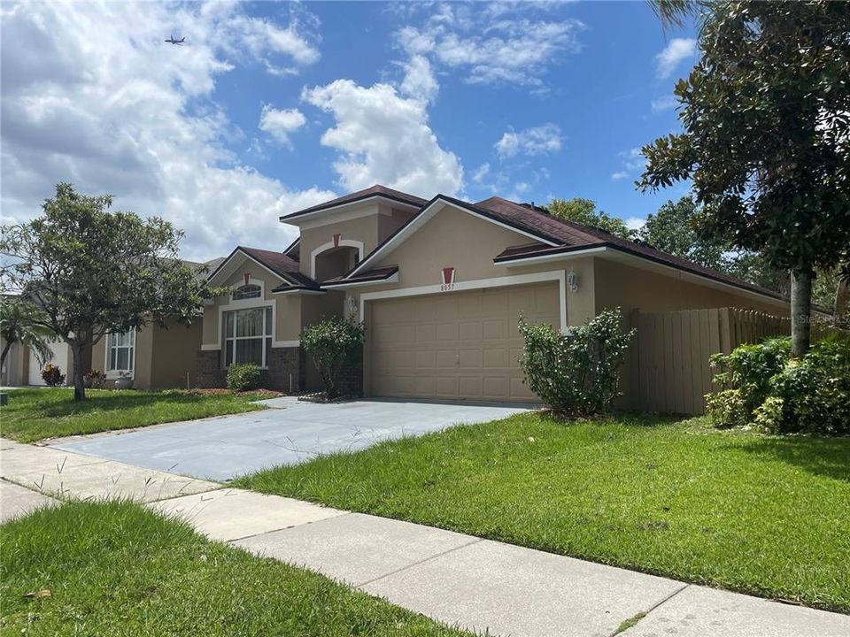 For Sale: $465,000 (3 beds, 2 baths, 1975 Square Feet)