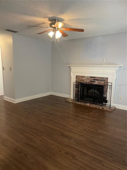 For Rent: $2,800 (3 beds, 2 baths, 1650 Square Feet)