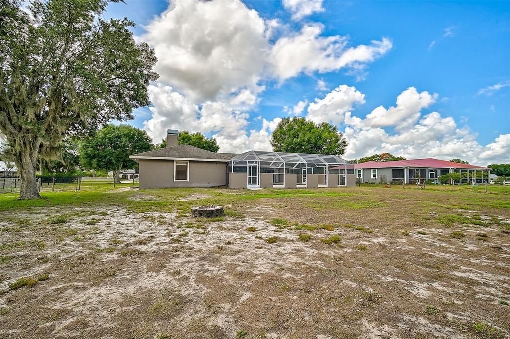 Active With Contract: $629,900 (3 beds, 3 baths, 2327 Square Feet)