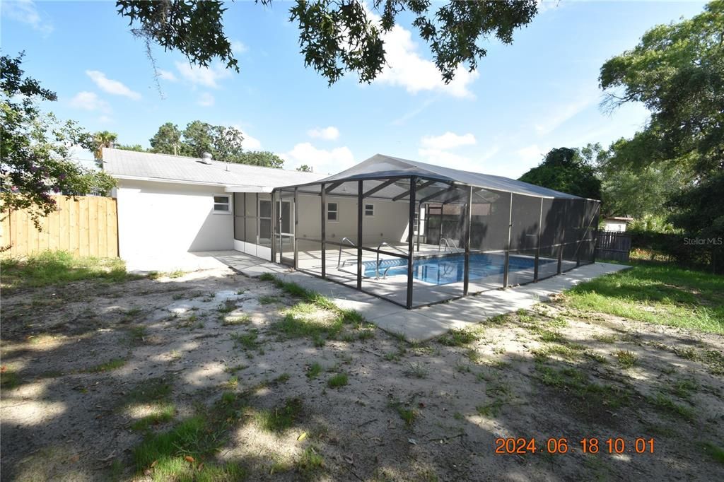 For Rent: $1,995 (3 beds, 2 baths, 1088 Square Feet)