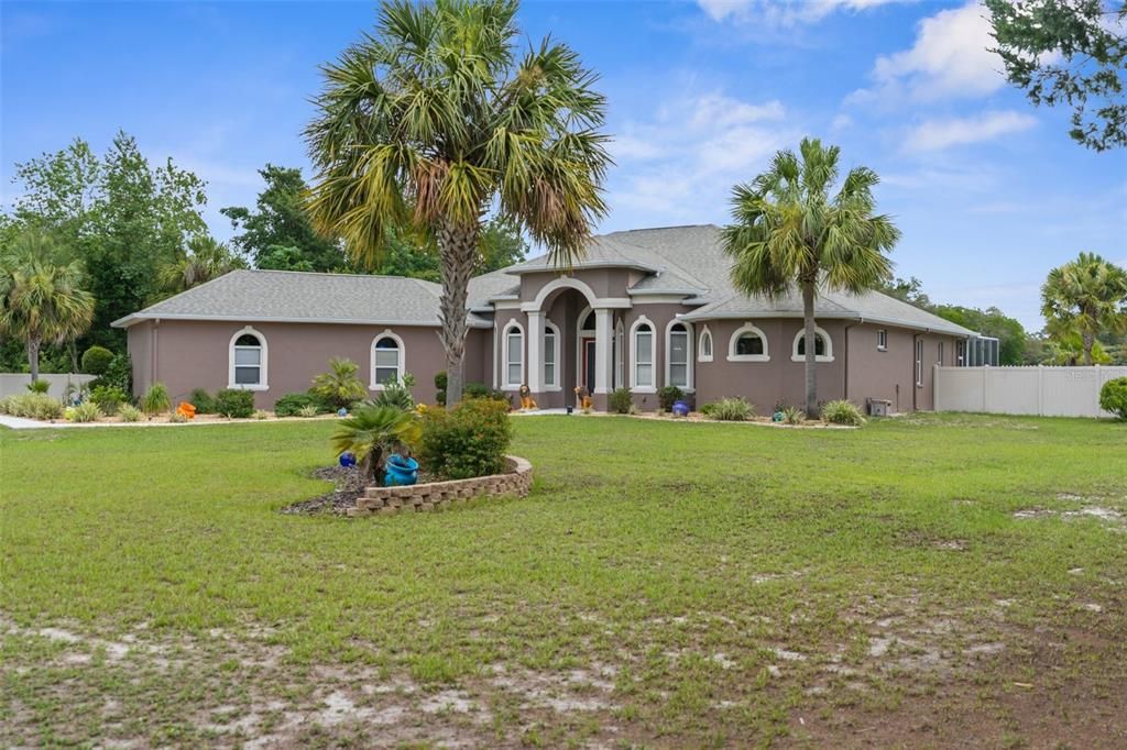 Active With Contract: $720,000 (4 beds, 3 baths, 3129 Square Feet)