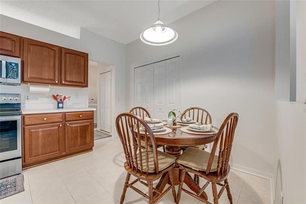 Active With Contract: $449,000 (3 beds, 2 baths, 2020 Square Feet)