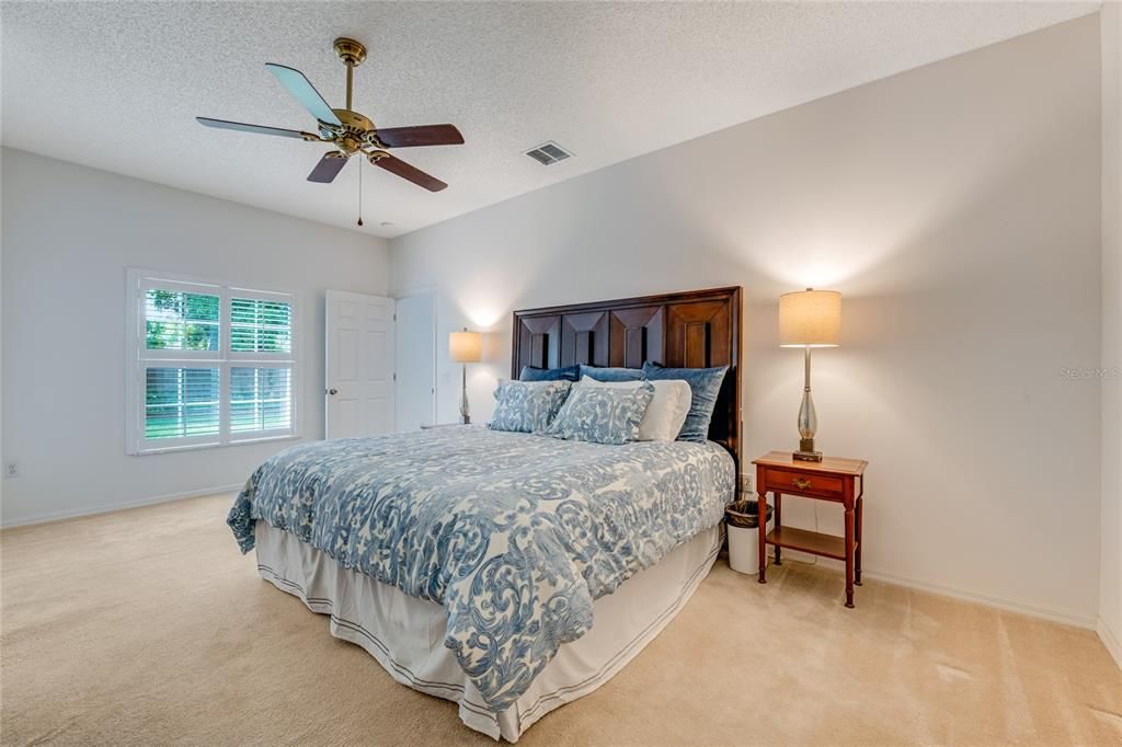 Active With Contract: $449,000 (3 beds, 2 baths, 2020 Square Feet)