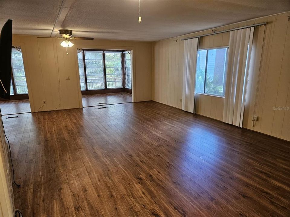 Living Room looking toward Florida Room