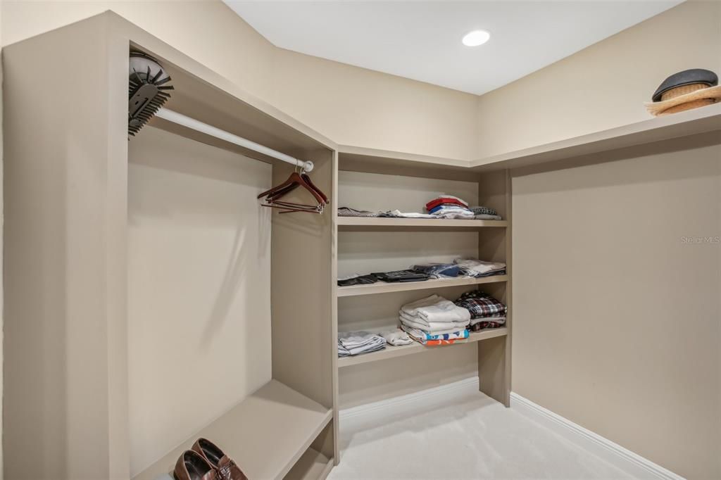 MASTER WALK IN CLOSET