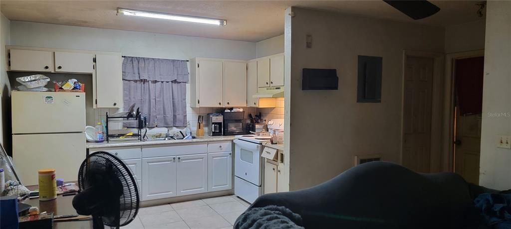 Active With Contract: $299,000 (4 beds, 0 baths, 1320 Square Feet)