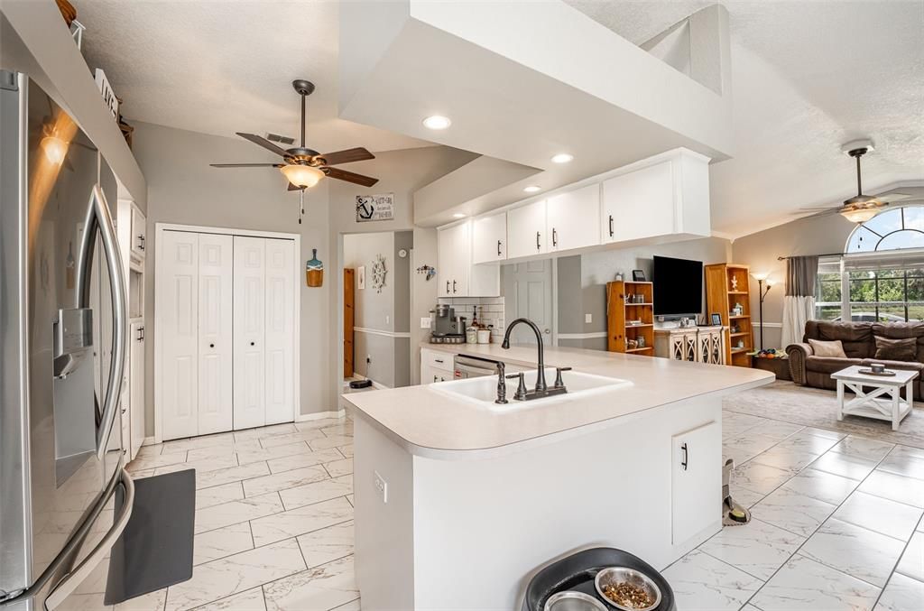 For Sale: $435,000 (4 beds, 2 baths, 2368 Square Feet)